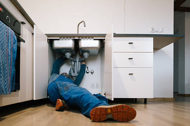 Professional Leak Detection technician working in Partlow, VA